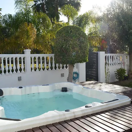 Διαμέρισμα Oasis 22 *